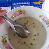 เมนูของร้าน ร้านก๋วยเตี๋ยวท่าเรือป้าติ๊ด