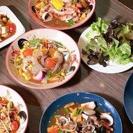 ยำแซ่บ Jenny