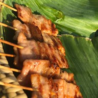 เมนูของร้าน ก๋งป๊อกหมูปิ้งไก่ปิ้งโบราณ เอกมัย คลองตัน