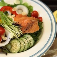 Eat Me  Eat Clean มีโชคพลาซ่า