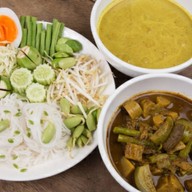 ข้าวแกงปักษ์ใต้โกดำ กาแฟสด กาแฟโบราณ ขนม เบเกอรี่ แพรกษา