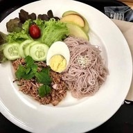 Eat Me  Eat Clean มีโชคพลาซ่า