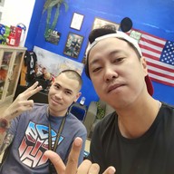 Manbun barber Shop เมืองทอง  คอนโดป๊อปปูล่าตึกT8 ร้านหัวมุมติดทางเข้าตึก