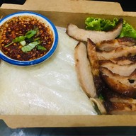 แซ่บ-วะ-ซั่น (Zab-Wa-Zan) - หมูทอด ตามสั่ง