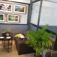 บรรยากาศ Safe House Cafe : The Hideaway Theory