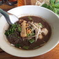 เมนูของร้าน ก๋วยเตี๋ยวเรือลอยลำ