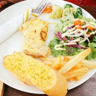 เมนูของร้าน กาแฟสวนป้าอินทร์