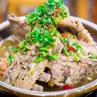 ล้านเล้งแซ่บ-ตามสั่ง-ยำแซ่บ@ศรีไทย (มีร้านเดียวไม่มีสาขาค่ะ)