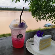 เมนูของร้าน Cafe De’ River