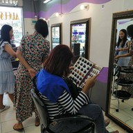 ร้านเสริมสวยออกัส ราม2