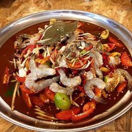 ส้มตำลำซิ่ง byเจ้อรอุมา บ้านทันสมัย อ.ส่องดาว จ.สกลคร
