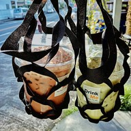 Drink Me Two Tone Tea Bar