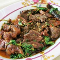 เมนูของร้าน ก๋วยเตี๋ยวเนื้อตุ๋น อ่าวมะขาม
