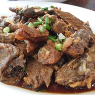 เมนูของร้าน เฮ็ดเป็ดย่าง เจ้าเก่าแถวเซนต์คาเบรียล