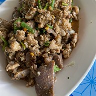 เมนูของร้าน เจ๊วรรณลาบเป็ด