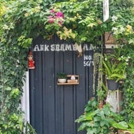 บรรยากาศ ชงนวล Cafe