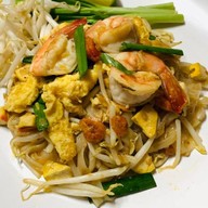 เฮียดำ! ผัดไทยไฟลุก@ สุขุมวิท38