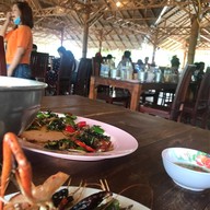 ส้มตำ ปลาเขื่อน