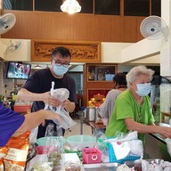 ป้าฟ้า หมูย่างยำ & กับข้าวกับปลา Pafah