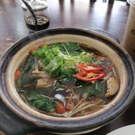 เมนูของร้าน ตังเกี๋ย แต่เตี้ยม