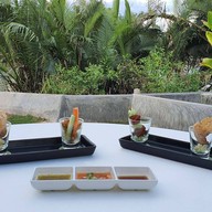 โรงแรมริเวอร์ตัน อัมพวา