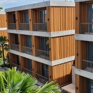 โรงแรมริเวอร์ตัน อัมพวา