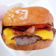 เมนูของร้าน Paper Butter Stand A - One Ari