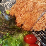 TANK Restaurant & Cafe