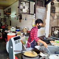 หน้าร้าน หมี่กระเฉดเจ๊อ้อยตลาดพลู บางขุนนนท์24