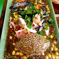 I AM j& k berger steak แฟลต พ.2 ดินแดง