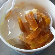 เมนูของร้าน หมวย-หลี น้ำแข็งใส
