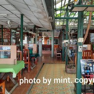 บรรยากาศ ขาหมูนายเพิ่ม