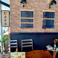 JJ Motorbike Cafe