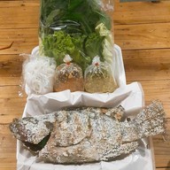 เมนูของร้าน ร้านลานลม เมี่ยงปลาเผา