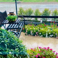 เรือนเล็ก