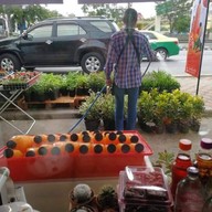 บรรยากาศ ส้มตำ The Little House ถนนวงแหวนกาญจนา
