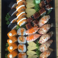 นากะ ร้านอาหารญี่ปุ่น ตาก