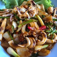 เมนูของร้าน เจ๊พรปักษ์ใต้ ซีฟู้ด หาดแม่รำพึง ระยอง