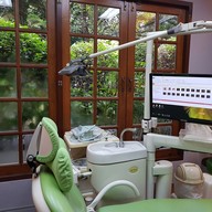 Dental Design Clinic & Lab เด็นตัลดีไซน์คลินิกและแลบ