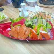 นากะ ร้านอาหารญี่ปุ่น ตาก