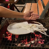 น้าพล คานเรือเล็กโฮมสเตย์