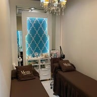 Mega Nail Spa เดอะพรอมานาด