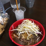เมนูของร้าน ร้านทิศเหนือ น้ำเงี้ยว-ข้าวซอยไก่ ข้าวหมูทอด