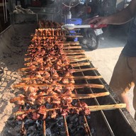 ลาบร้อยเอ็ด/ไก่ย่างวิเชียรบุรี หลังเครือสหพัฒน์