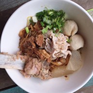 เมนูของร้าน Noodle Daddy ก๋วยเตี๋ยวหมู&เนื้อ สาขา 1 (สุทธิสาร)