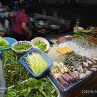 หน้าร้าน ครัวนายนก