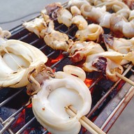 เมนูของร้าน ลุงพัฒน์หมึกสดย่าง By โตโต้