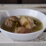 ครัวคุณบิวอาหารปักษ์ใต้ คลองสามลำลูกกา