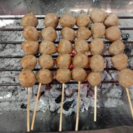 ร้านกลมกิ๊ก