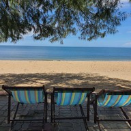 Coco Pino Ban Krut Beach Resort